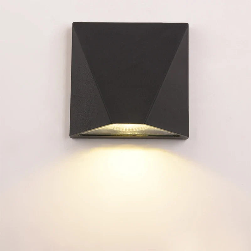 Nordic Slim Black Outdoor Wall Light