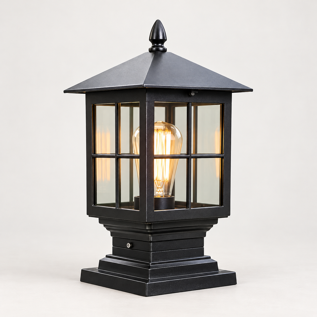 European Classic Outdoor Pillar Lantern Light