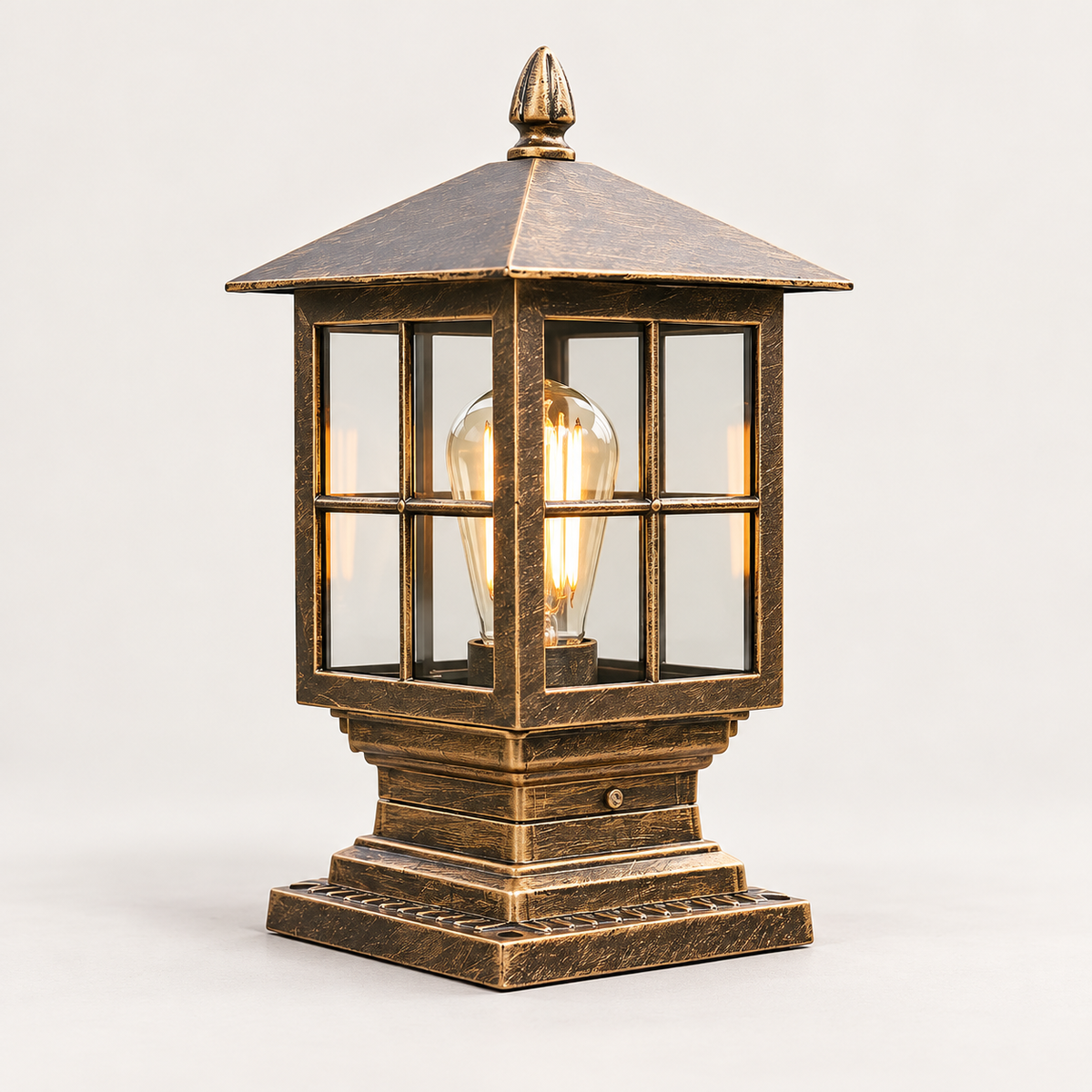 European Classic Outdoor Pillar Lantern Light