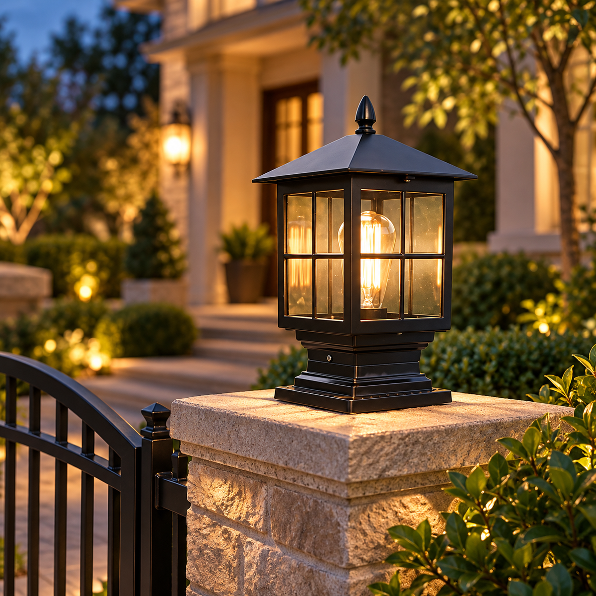 European Classic Outdoor Pillar Lantern Light