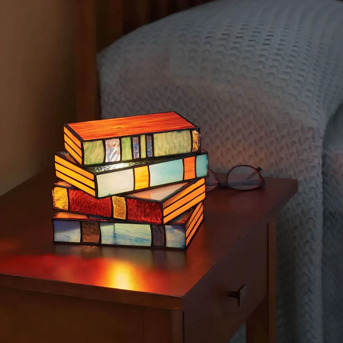 Biblioteca Stained Glass Book Lamp
