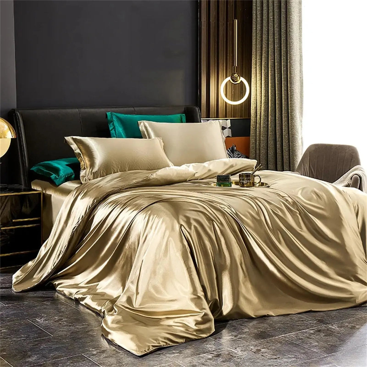 Italian Satin Bedding Set (4 Pieces)